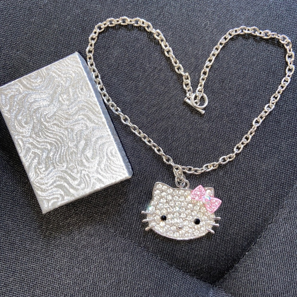 Hello Kitty retro necklace 💖